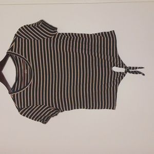 American Eagle medium stripped t-shirt